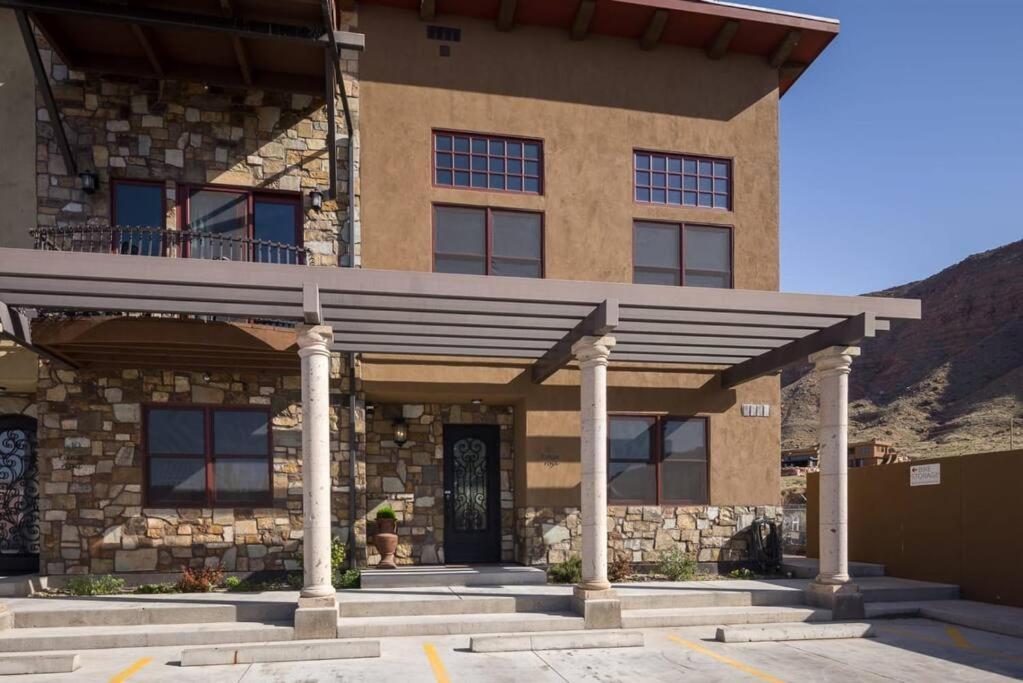 Luxury Downtown Rental Moab Exterior photo