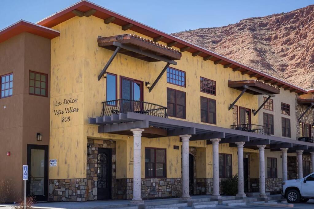 Luxury Downtown Rental Moab Exterior photo